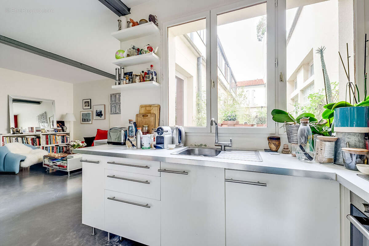 Appartement à PARIS-20E