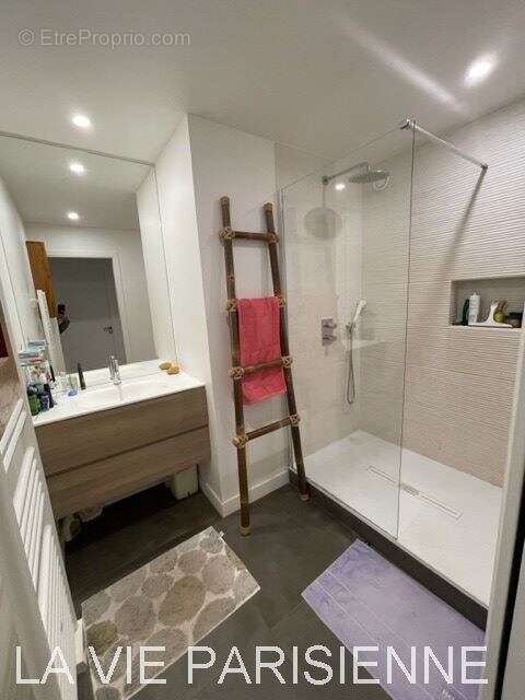 Appartement à PARIS-14E