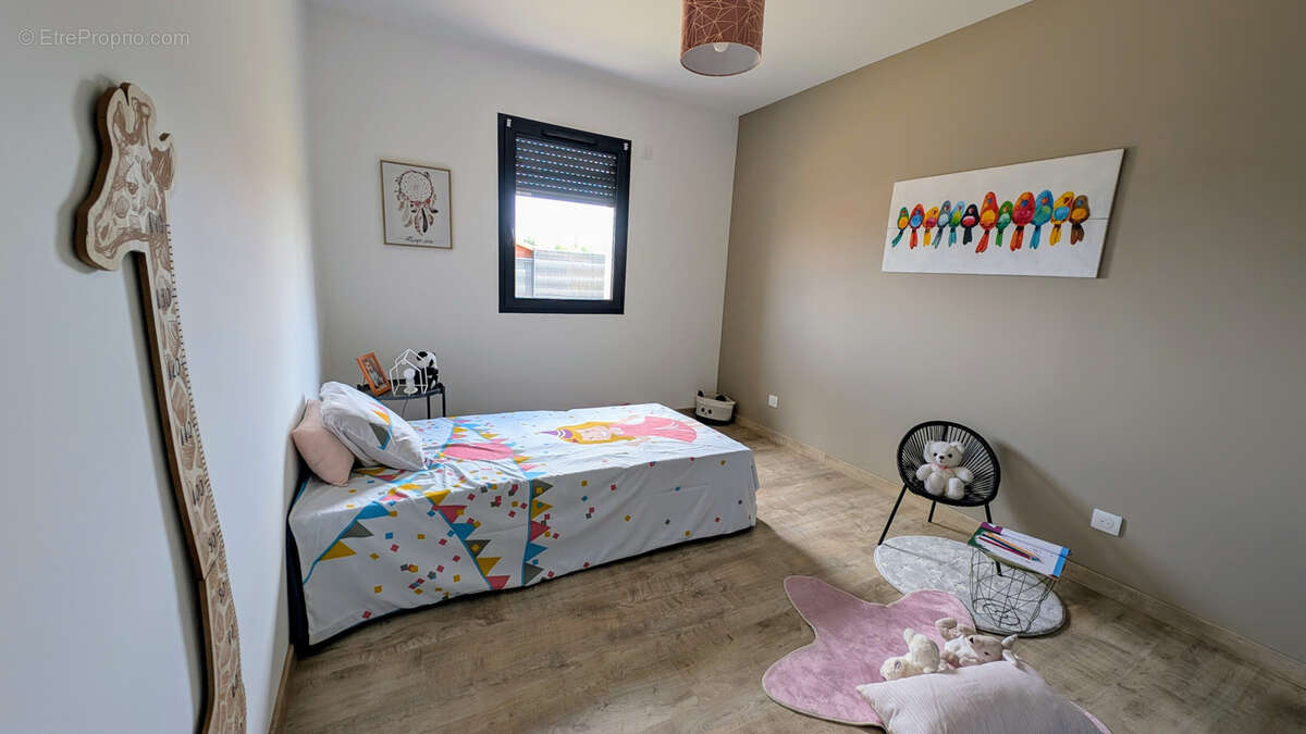 Maison à VILLEMONTAIS