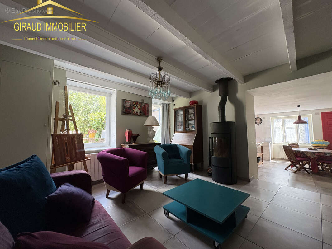 Appartement à CHAUFFAILLES