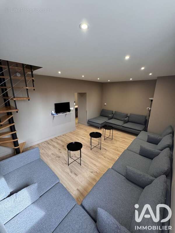Photo 2 - Appartement à DOMPIERRE-SUR-BESBRE
