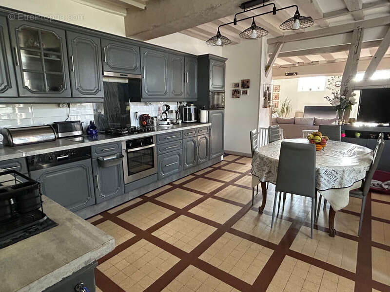 Maison à CHAMPIGNELLES