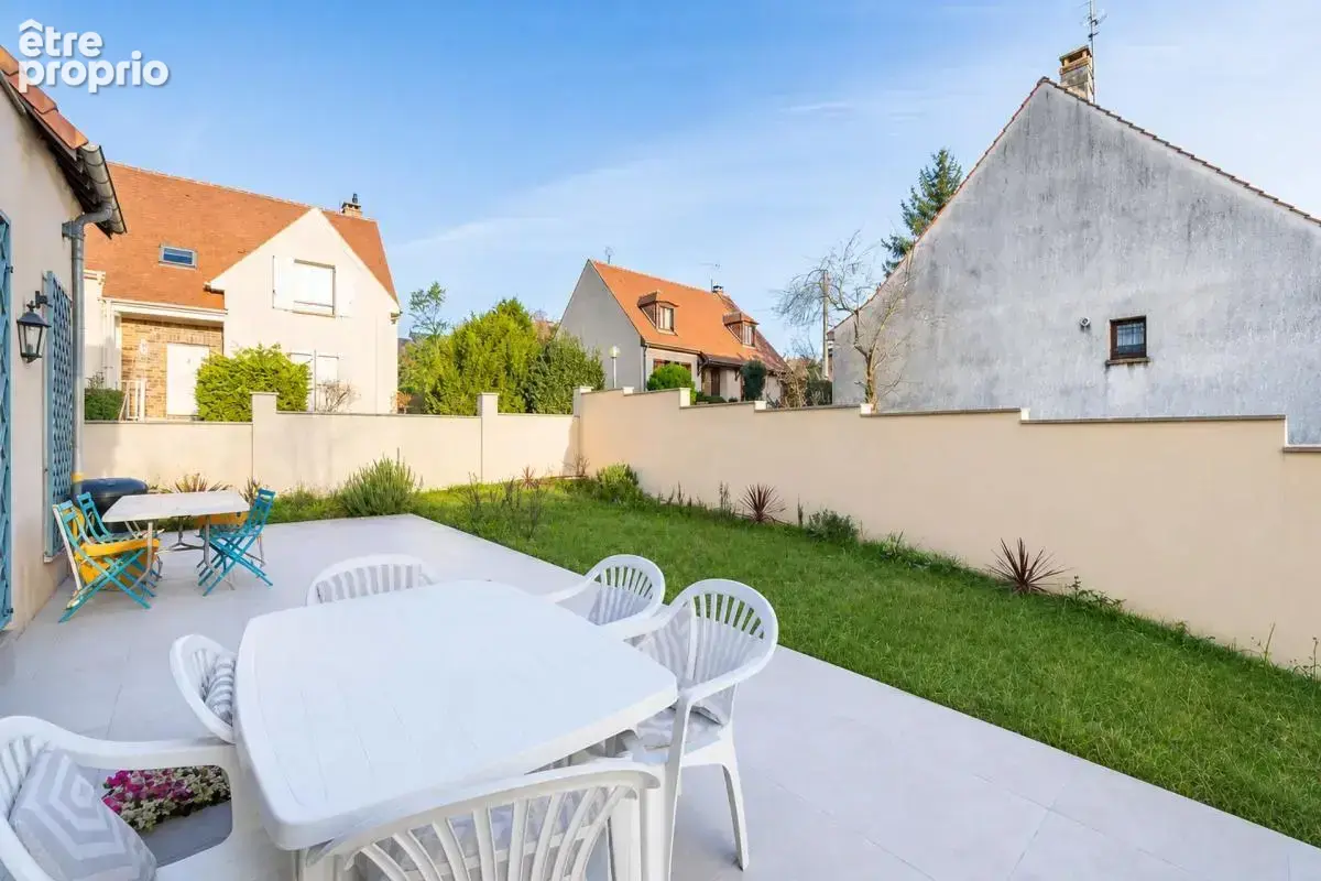 Maison de 5 pièces de 200 m² à Crosne - photo 27