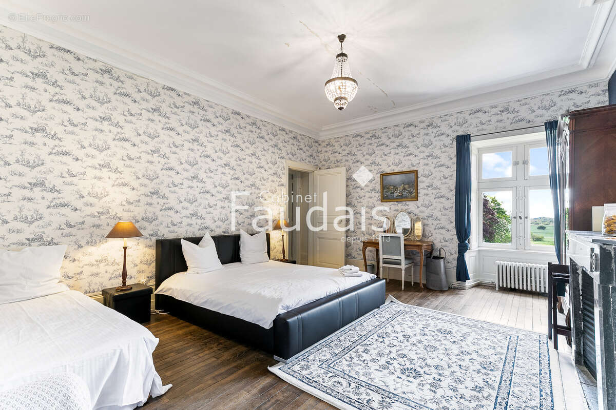 Maison à PICAUVILLE