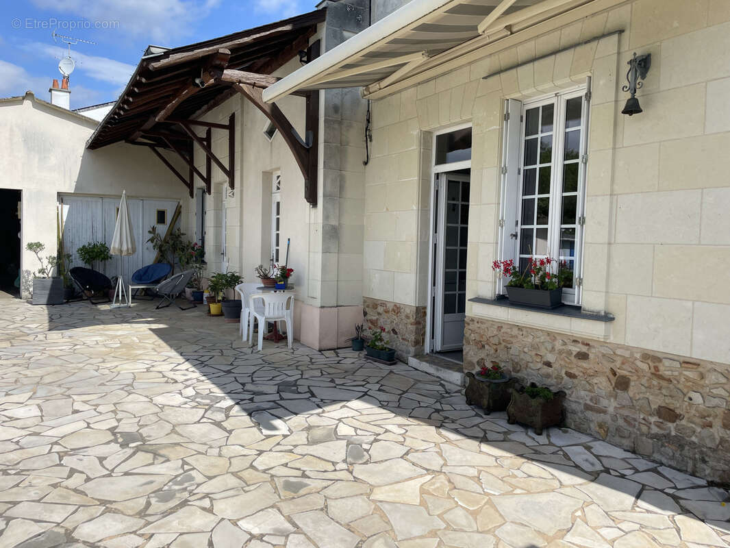 Maison Tuffeau avec piscine - photo 2