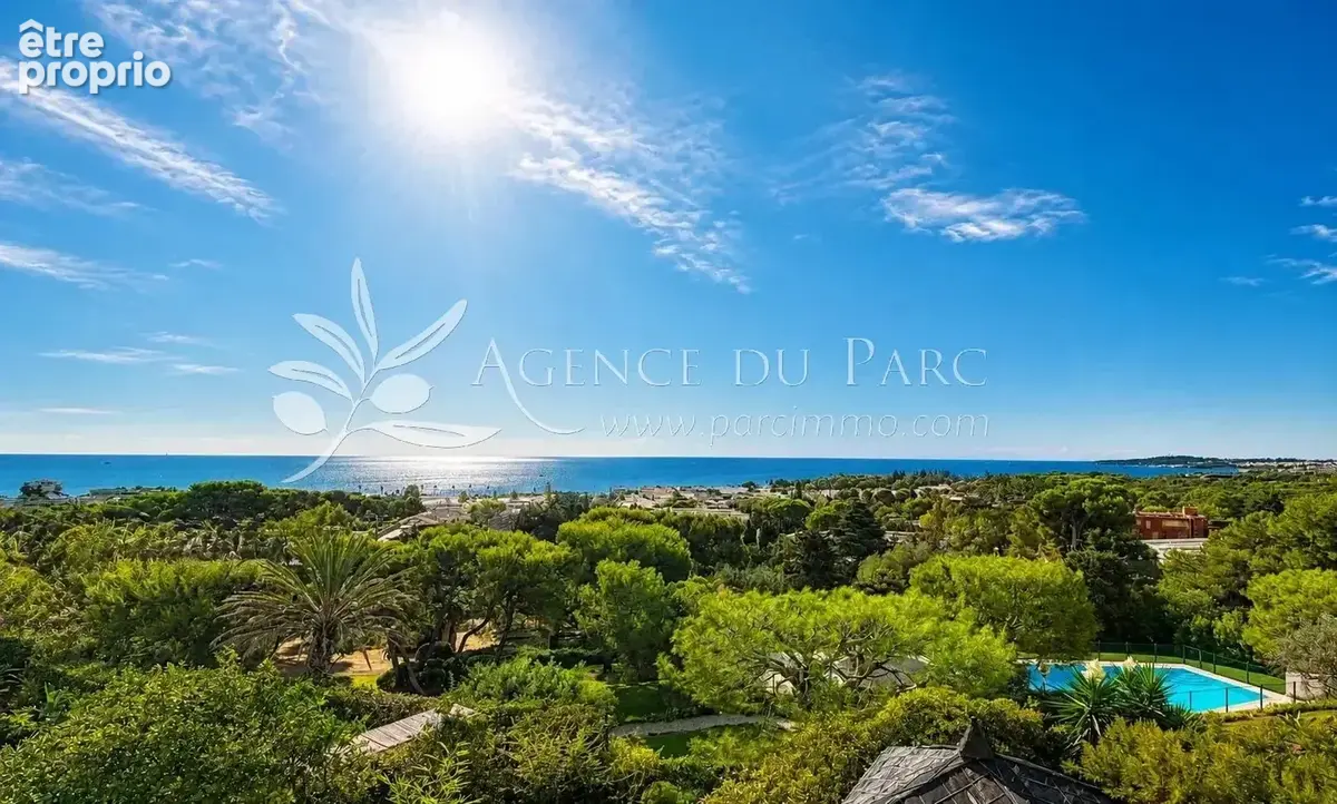 Appartement à VILLENEUVE-LOUBET