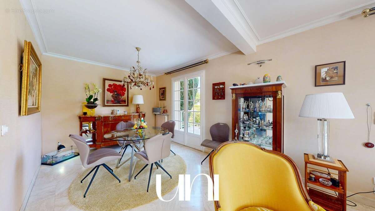 Maison 6 pièces 142m2 avec piscine - Colomby-Anguerny - photo 9