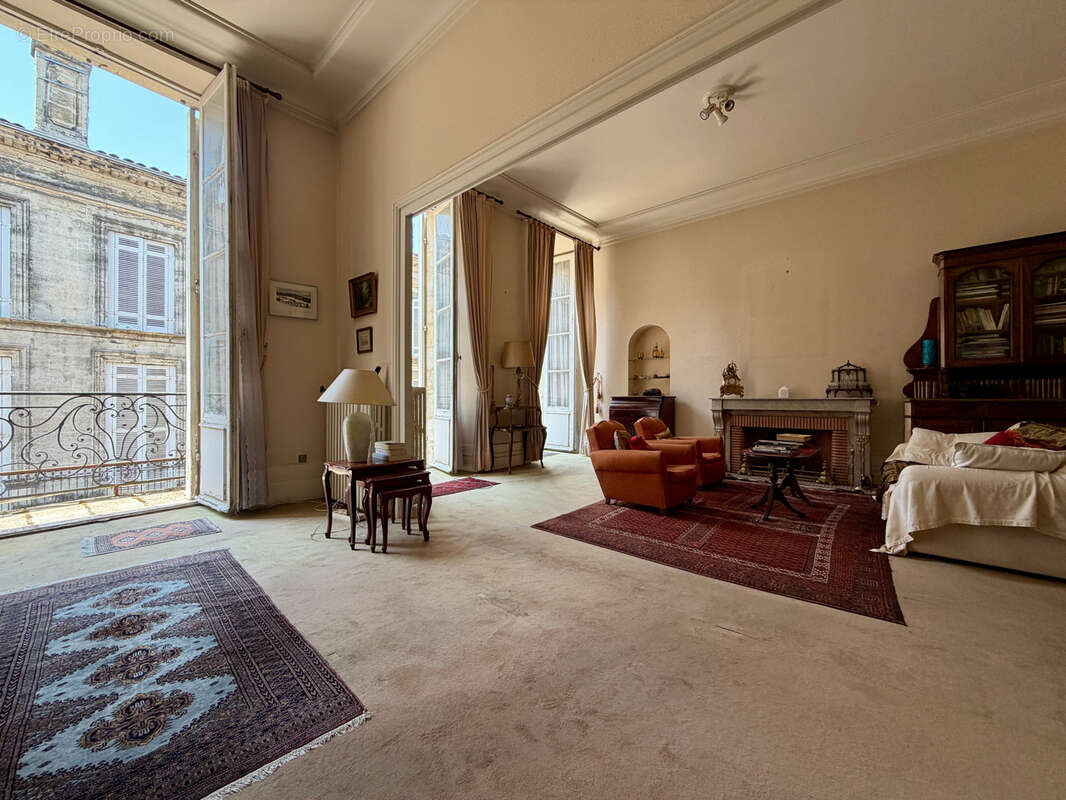Appartement à BORDEAUX