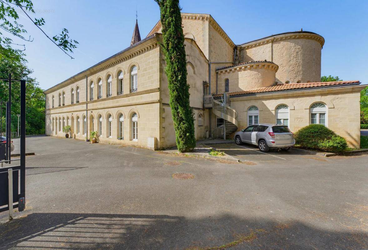 Appartement à LATRESNE
