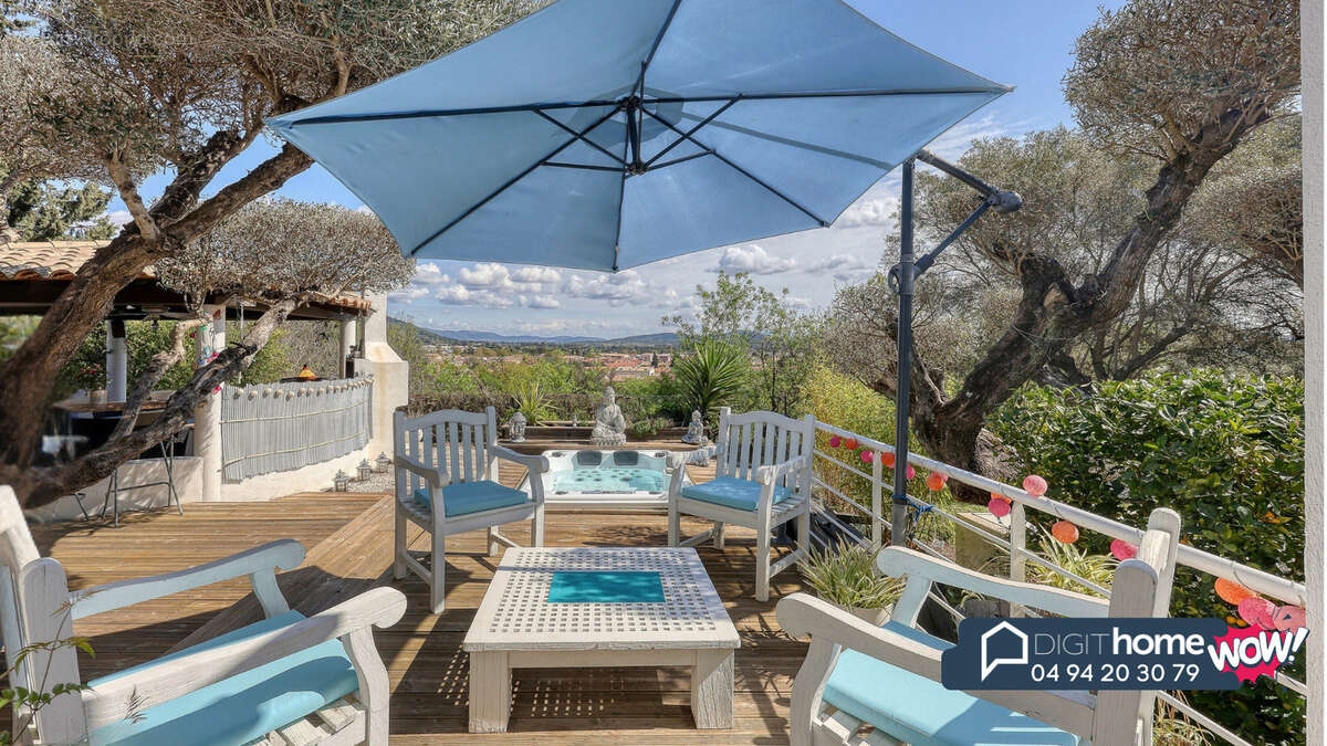 Maison à SOLLIES-VILLE