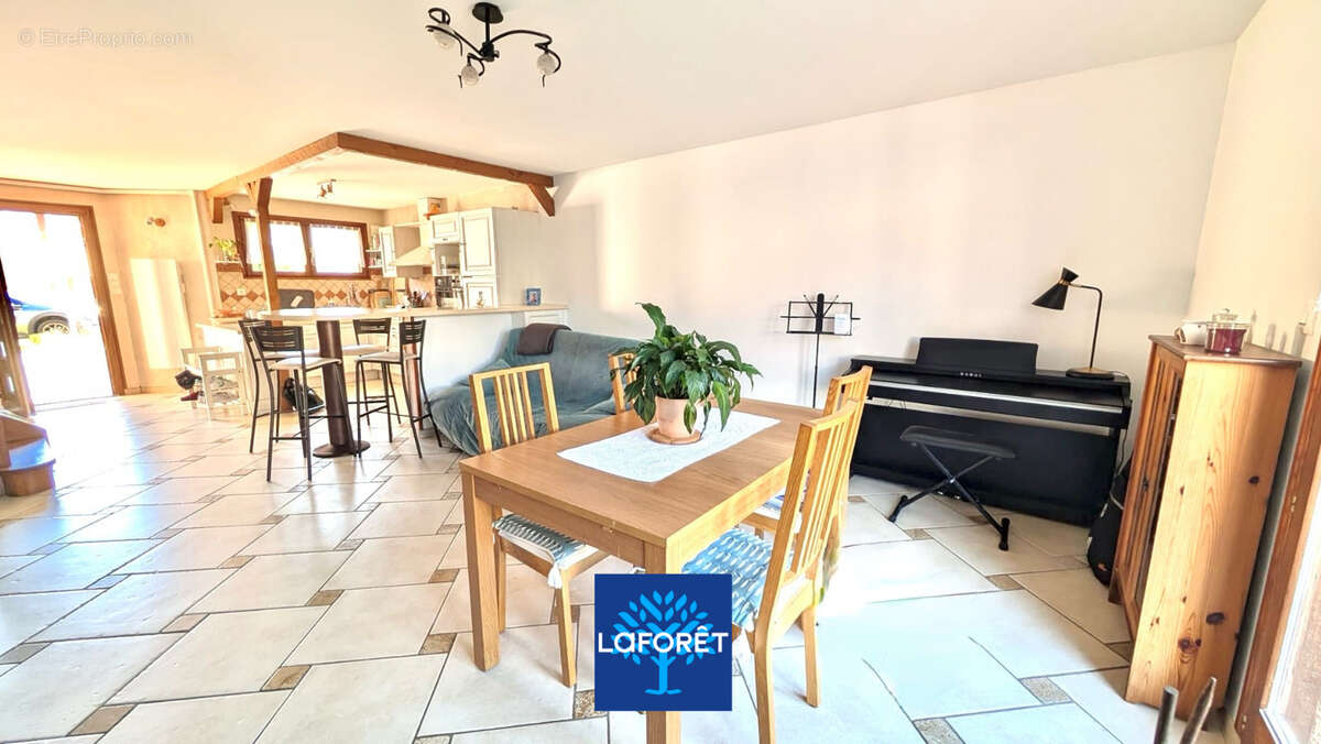 Maison à SAINT-PRIEST