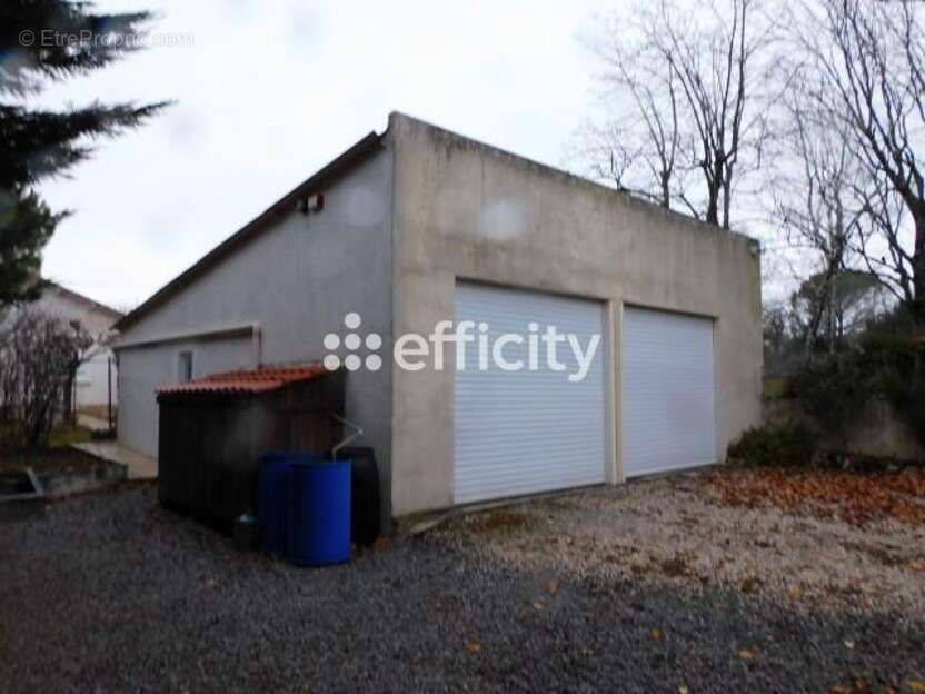 Maison à SAINT-JEAN-D&#039;ANGELY
