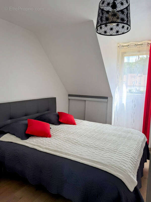 Maison Lamorlaye 7 pièce(s) 165 m2 - photo 9