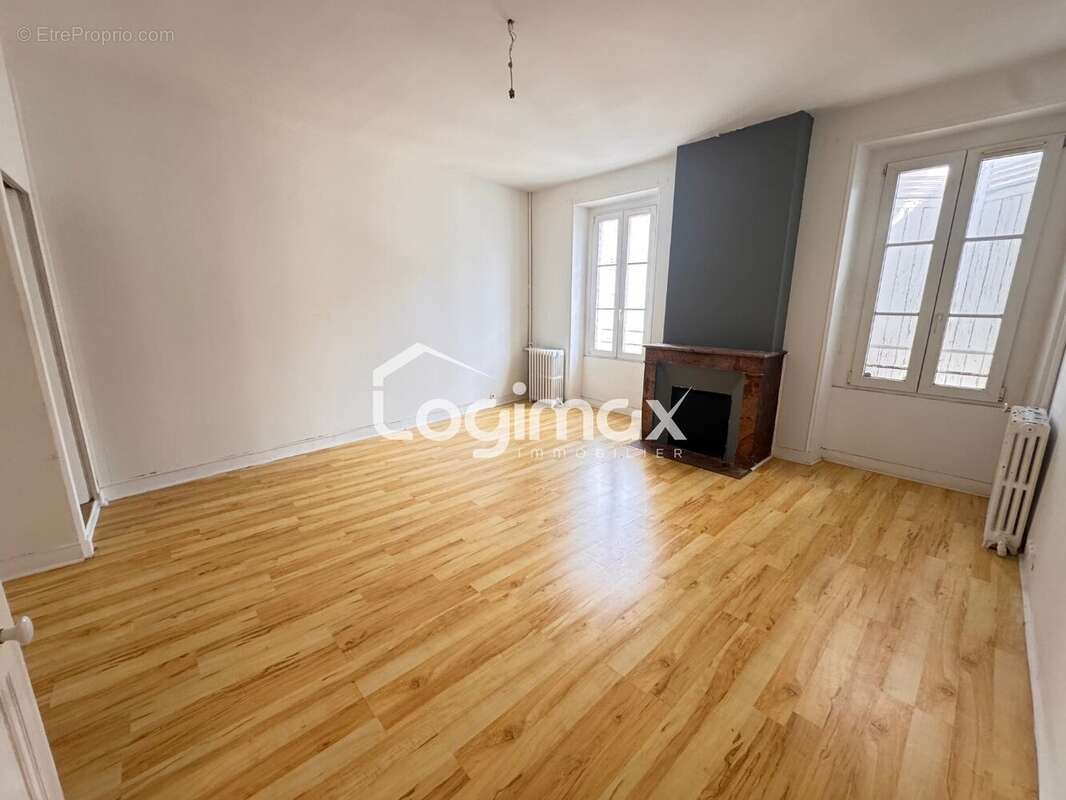 Maison 110 m² à La Rochelle  - photo 7