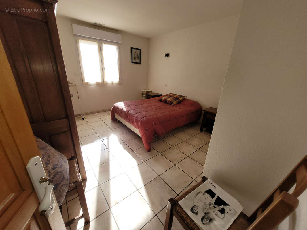 Maison à COURSAN