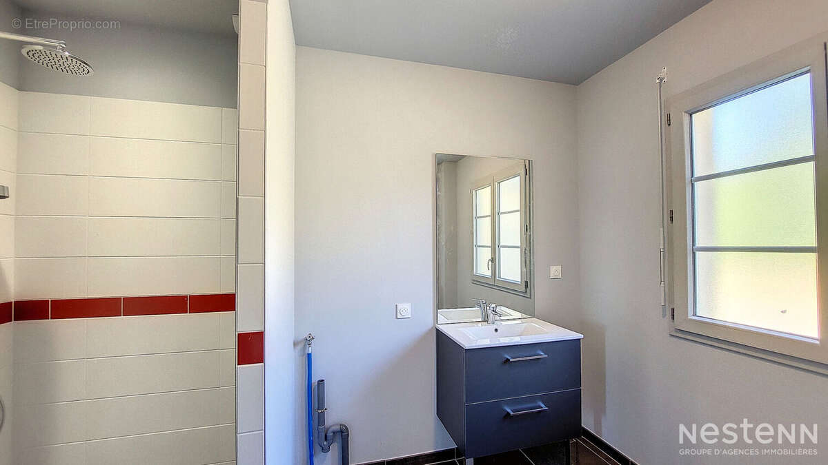 À vendre à Eauze, maison contemporaine de plain-pied construite en 2023, idéalement située à proximité immédiate des commodités  - photo 10