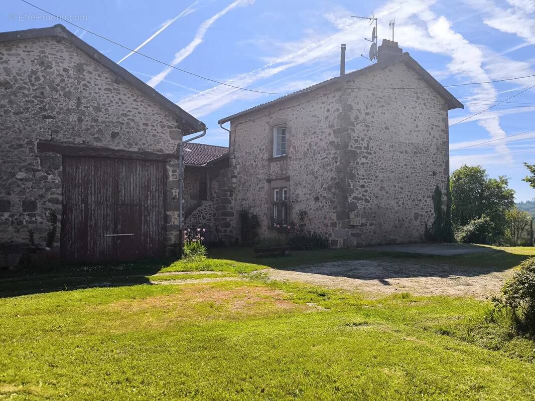 Maison à SAINT-JUNIEN