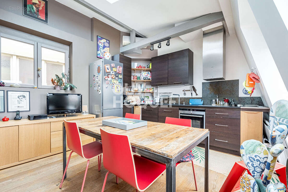 Appartement à PARIS-18E