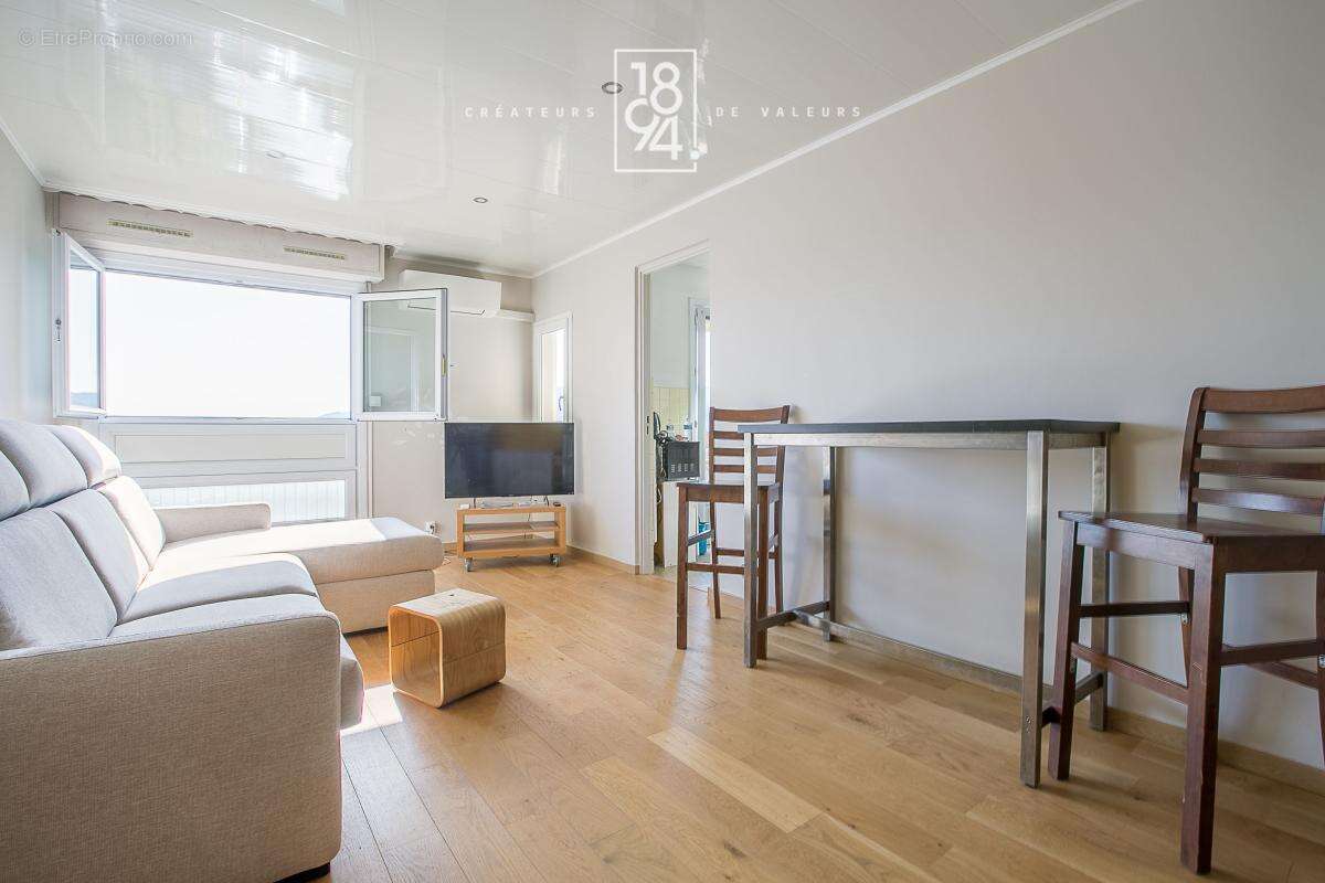 Appartement à MARSEILLE-12E