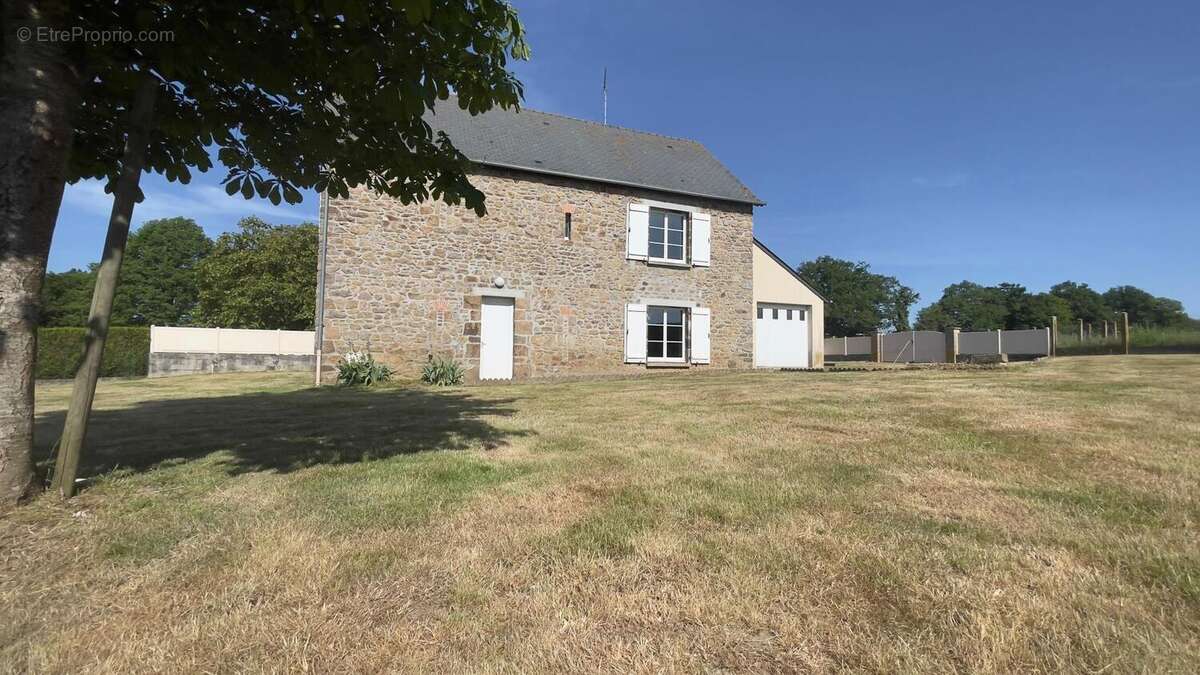 Photo 2 - Maison à SAINT-FRAIMBAULT-DE-PRIERES