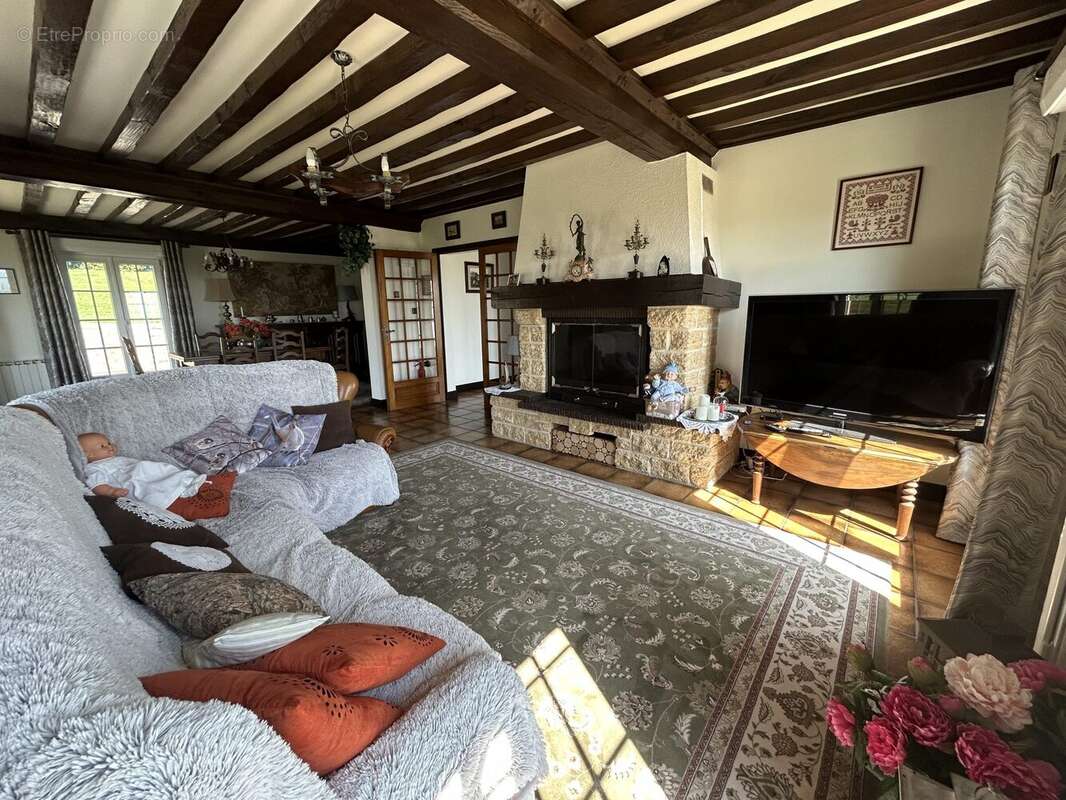 Maison à PONT-D&#039;OUILLY