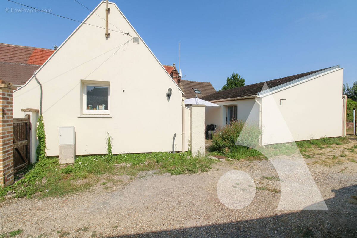 Maison Bresles 4 pièce(s) 96 m2 - photo 1