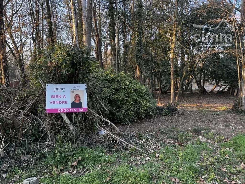 Terrain à CONGIS-SUR-THEROUANNE