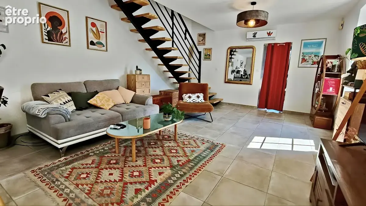 Blaye centre à pied   Maison en pierre   Jardin 1 212 m2 sans vis-à-vis   DPE C - photo 13