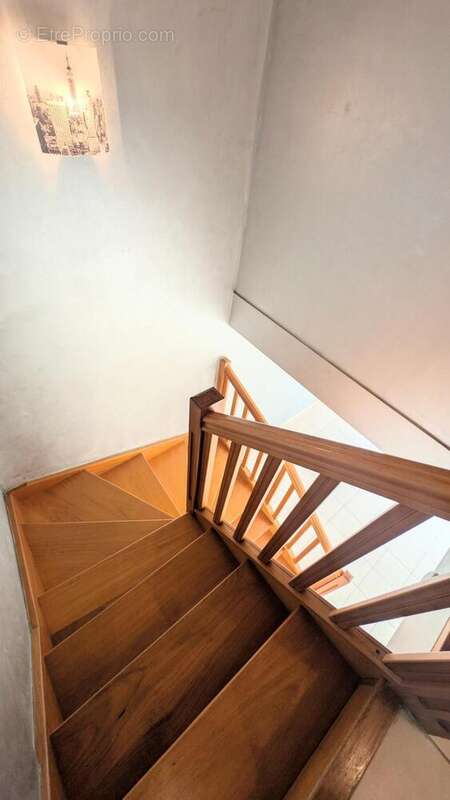 Photo 5 - Appartement à SAINT-DENIS-LES-BOURG