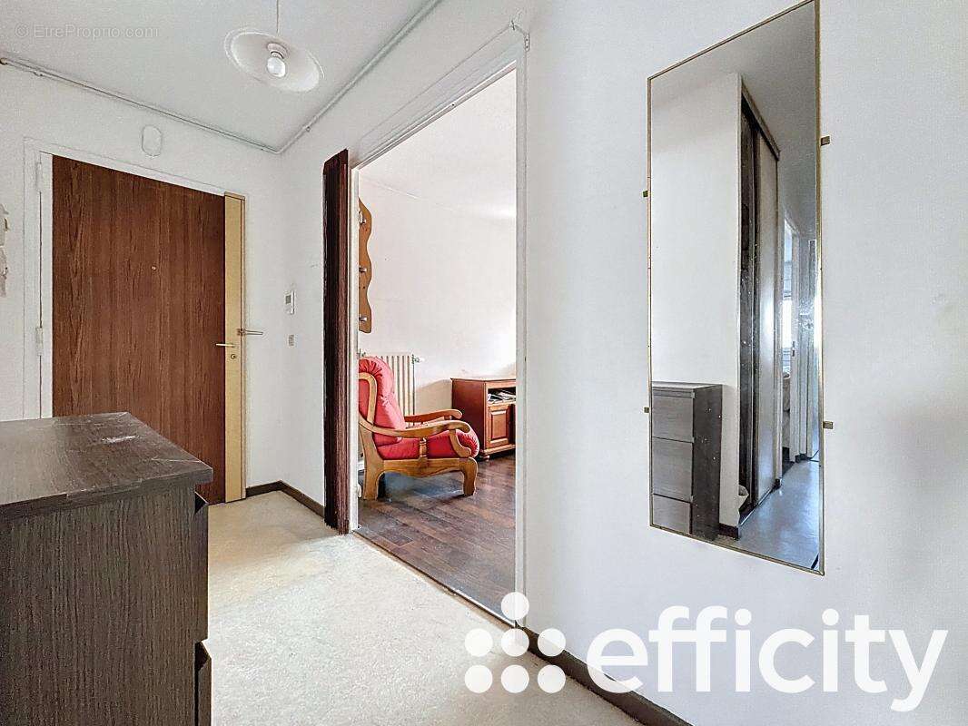 Appartement à FEYZIN