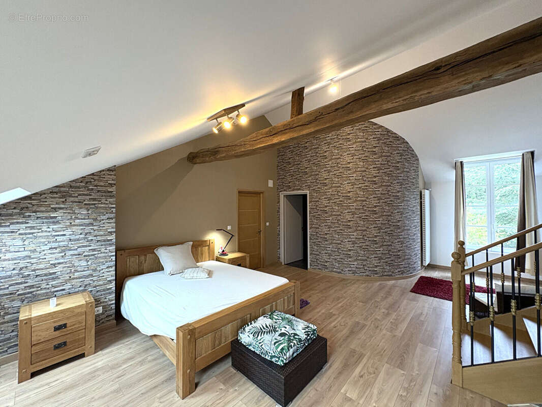 Maison à CHARLEVILLE-MEZIERES