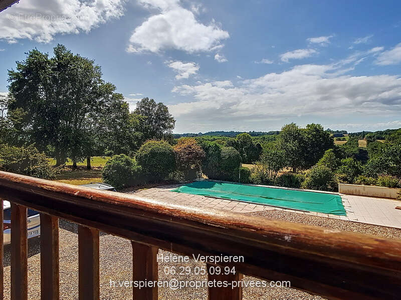 Maison à COUX-ET-BIGAROQUE