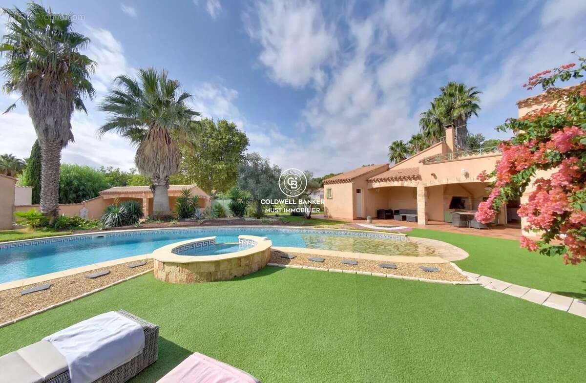 Maison à SAINT-CYPRIEN