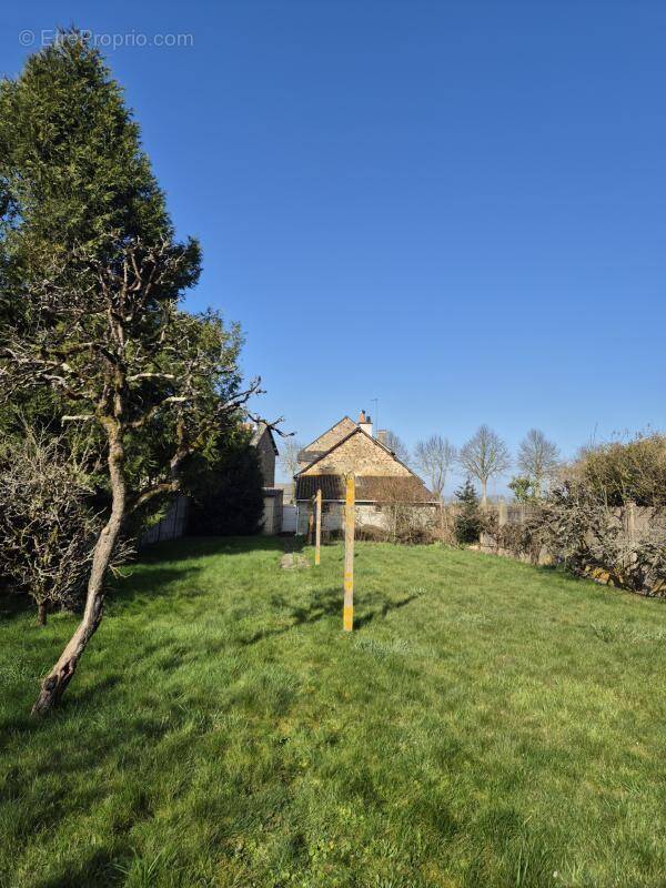 Maison à SAINT-AUBIN-DU-CORMIER