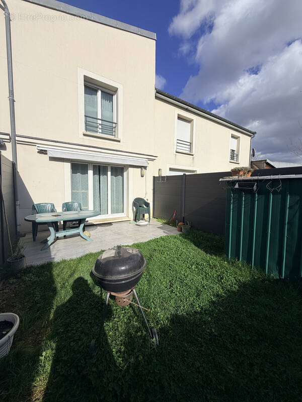 Maison à CHAMPIGNY-SUR-MARNE