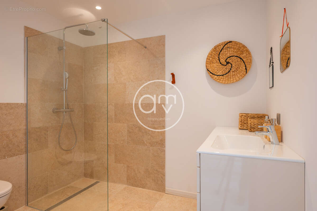 Maison à LE CASTELLET