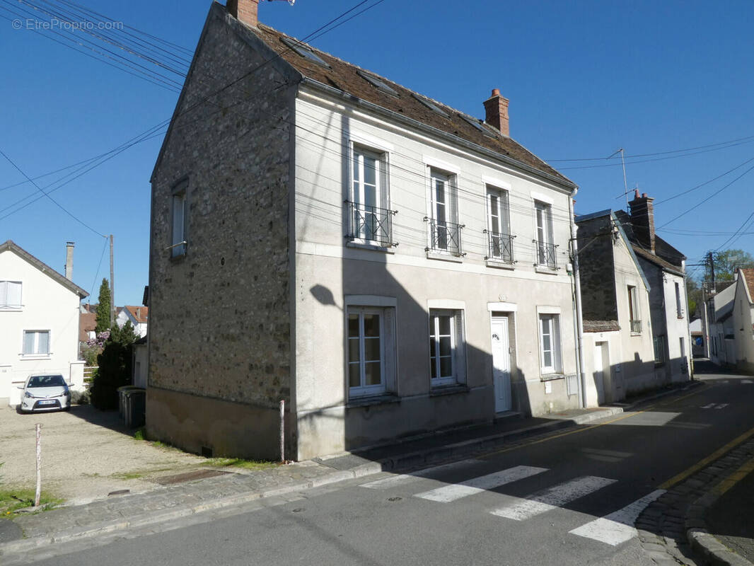 Photo 1 - Maison à FONTAINEBLEAU
