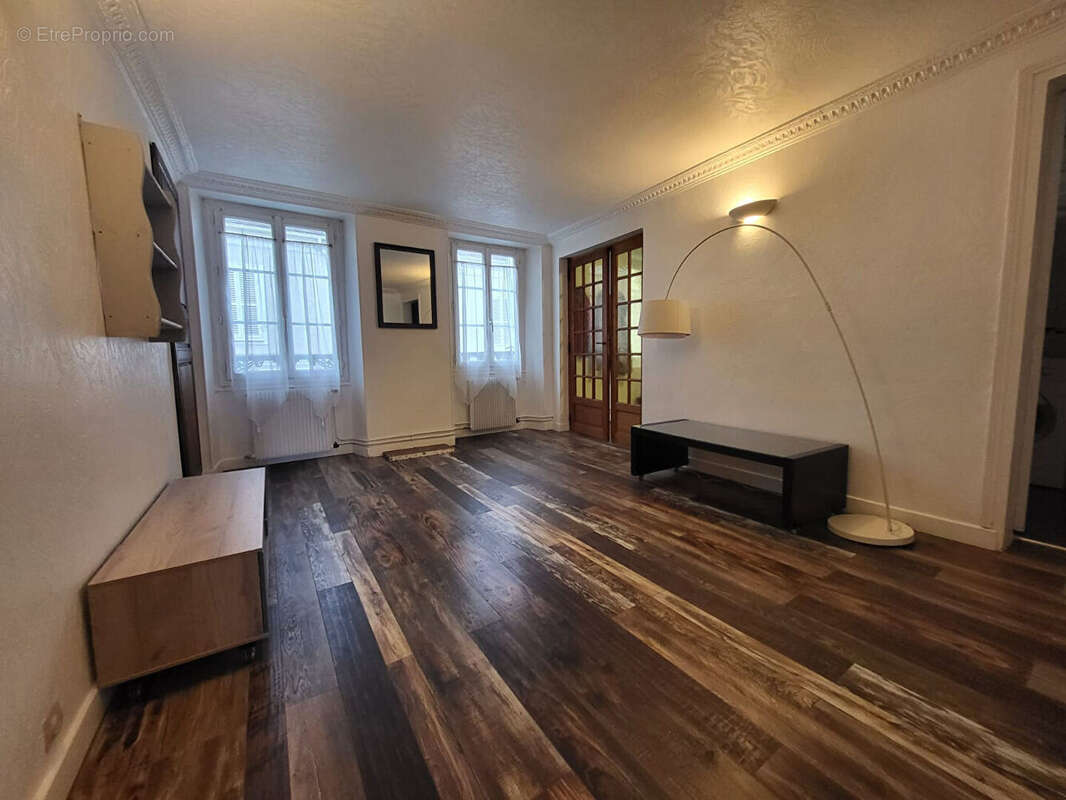 Appartement à FONTAINEBLEAU