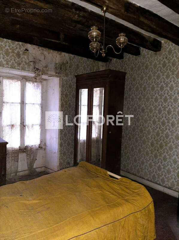 Maison à SAINT-NOM-LA-BRETECHE