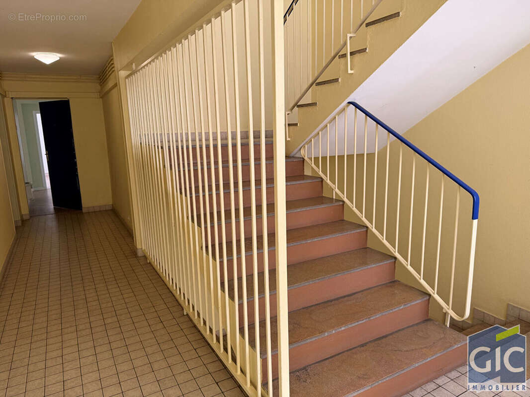 A vendre en exclusivite gic-bi un 3pp rénové a herouville grand parc - photo 16