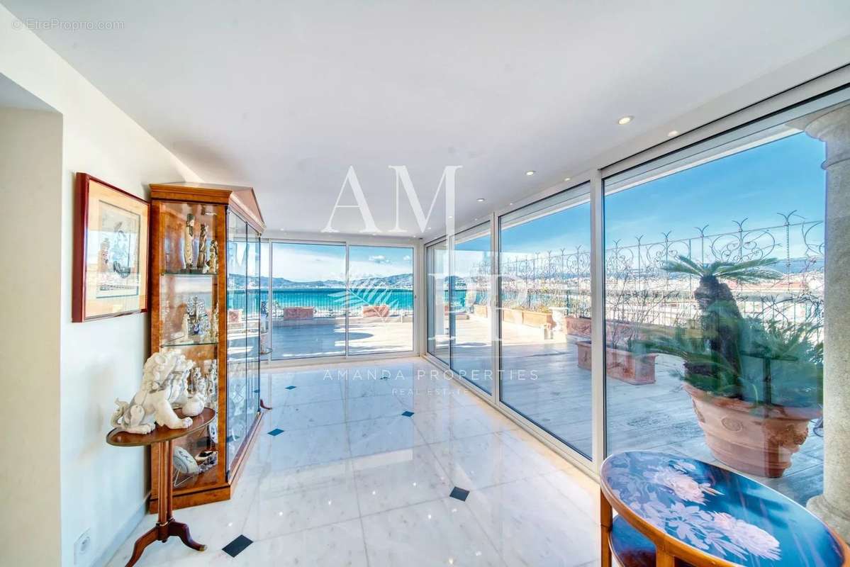 Appartement à CANNES
