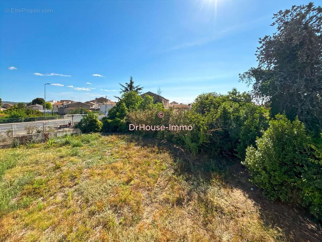 Terrain à MARAUSSAN