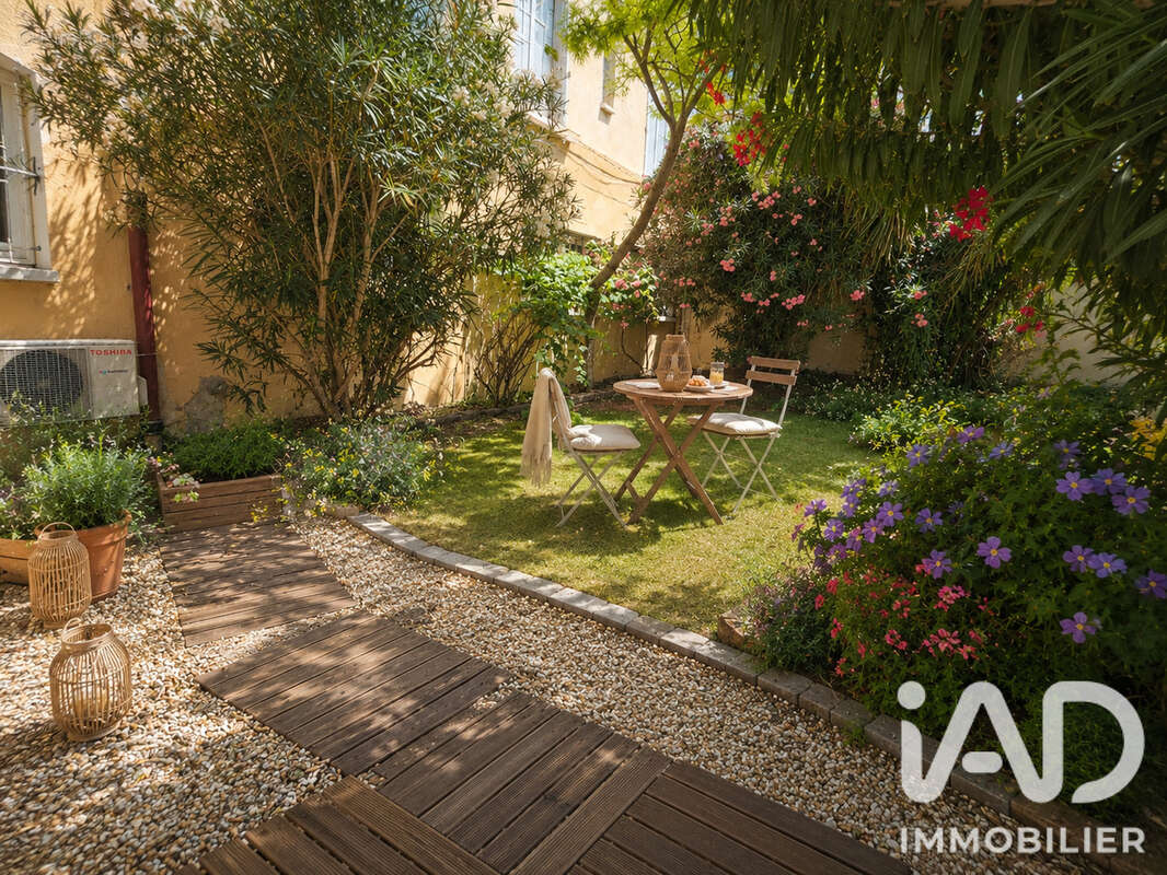 Photo 2 - Appartement à MARSEILLE-10E
