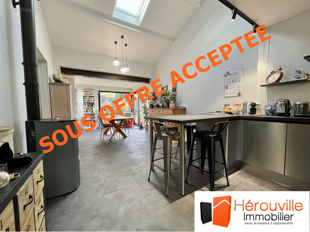 Maison à HEROUVILLE-SAINT-CLAIR