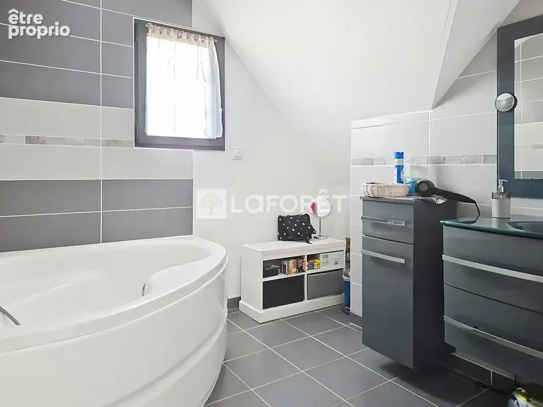 Maison St Marcel 5 pièce(s) 121 m2 - photo 6