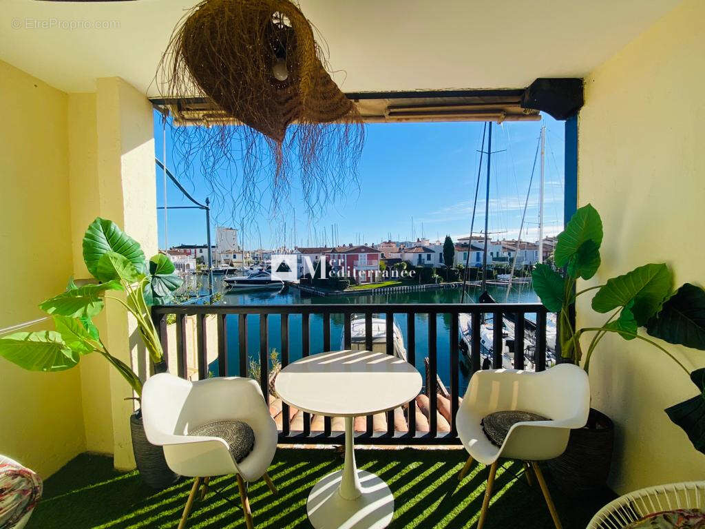 Appartement à GRIMAUD