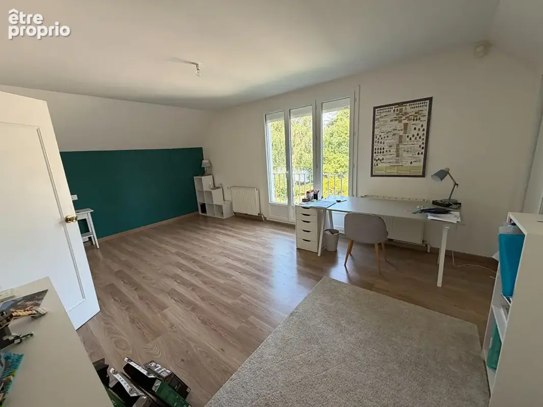 HAUT BUC Maison familiale 5 chambres et grand jardin - photo 13