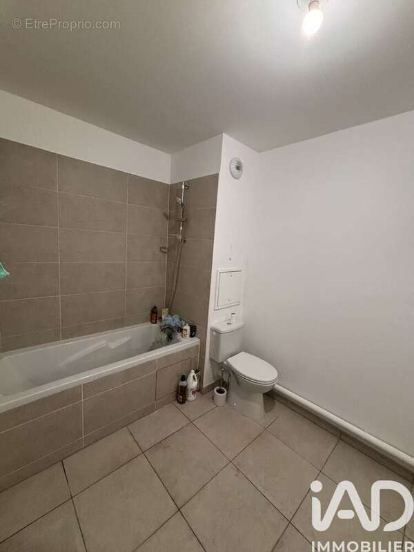 Photo 8 - Appartement à ROMAINVILLE