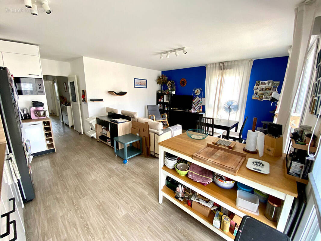 Appartement à SARTROUVILLE