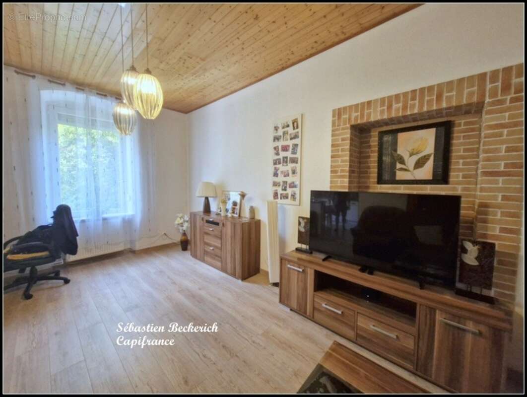 Maison à vendre 4 pièces SARREGUEMINES (57) - photo 2